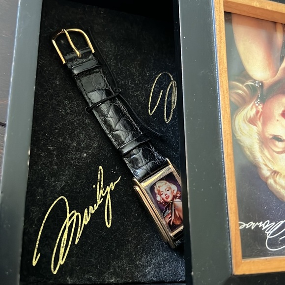 Fossil vintage Marilyn Monroe watch - Picture 8 of 8
